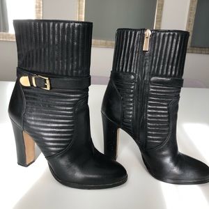 Vince Camuto Womens Learher boots